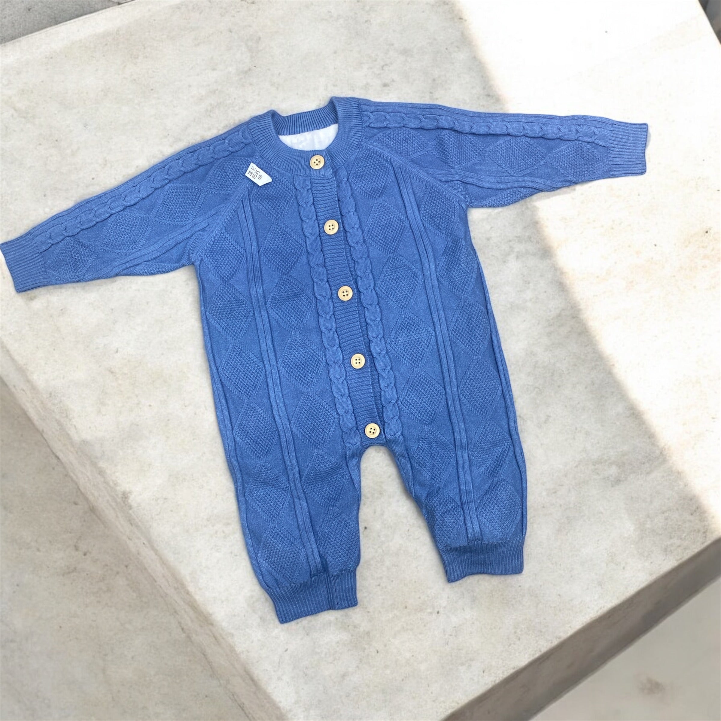 Baby rompers semi-quilted