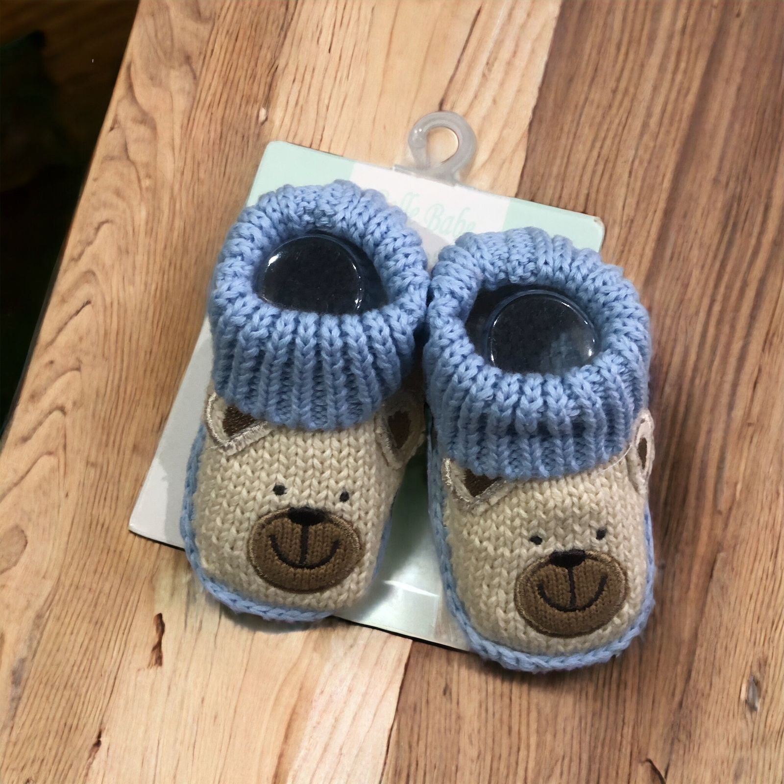 Newborn woolen sock