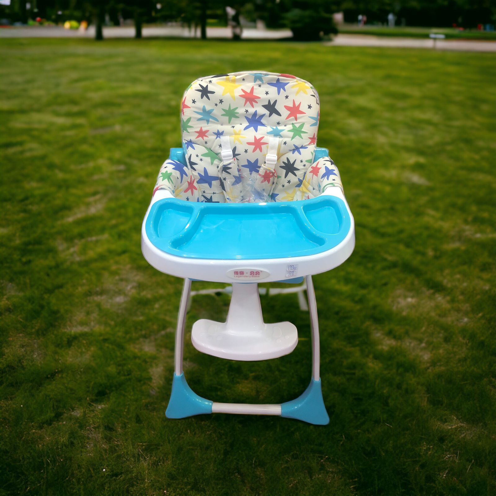 Baby high chair with tire